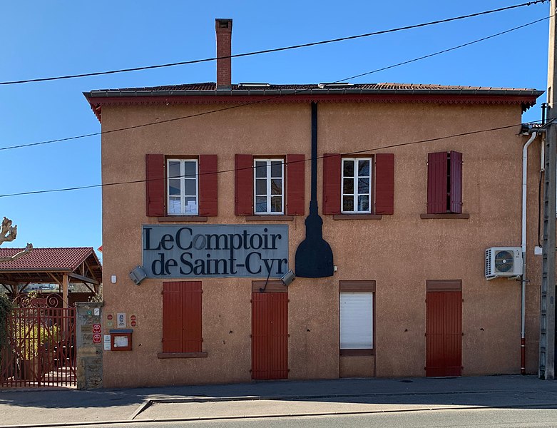 File:Restaurant à Saint-Cyr-au-Mont-d'Or.jpg