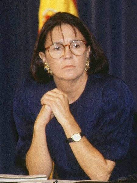Rosa Conde en la rueda de prensa posterior al Consejo de Ministros (21 de noviembre de 1989).jpg