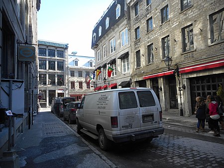 Rue Saint Vincent Montreal