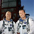 Hlavná posádka letu Gemini V – Pete Conrad (vľavo) a Gordon Cooper (vpravo)