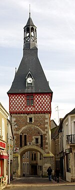 Saint Fargeau Clock Tower01.jpg