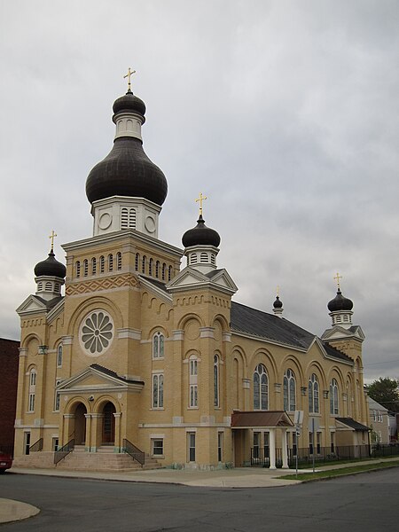 File:Saint Nicholas Ukrainian Catholic Church (Watervliet, New York) - front looking northeast.JPG