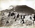 Sommer, Giorgio (1834-1914) - n. 8935 - Vesuvio cratere 26 aprile 1883.jpg