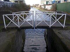 Split bridge Spon Lane top lock 2