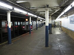 Spring Street (stacja metra na Lexington Avenue Line)