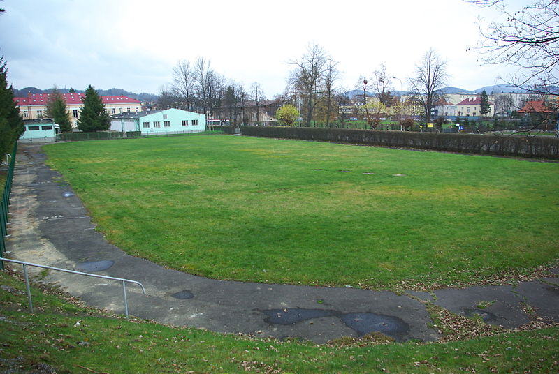 File:Stadium at 23 Mickiewicza Street in Sanok.jpg