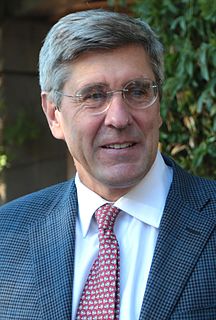 Stephen Moore (writer) American writer and economic commentator