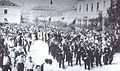 Люди собрались в ожидании прибытия Степана Радича в Мостар в 1925 году