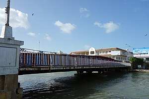 Belize City: Geografie, Geschichte, Bevölkerung