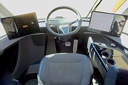 Tesla Semi cockpit.jpg