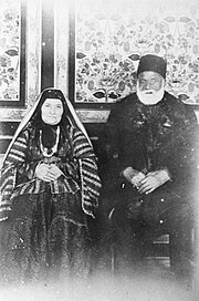 Teymur bey Ashurbeyli a jeho manželka.jpg