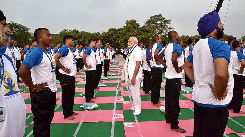 File:The Prime Minister, Shri Narendra Modi at the Capitol Complex, Chandigarh, on the occasion of the 2nd International Day of Yoga – 2016, on June 21, 2016 (4).jpg