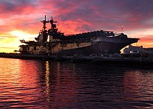 USS Boxer in San Diego with a full deck of aircraft, just before her 2003 deployment to support Operation Iraqi Freedom. USS Boxer (LHD-4), San Diego.jpg
