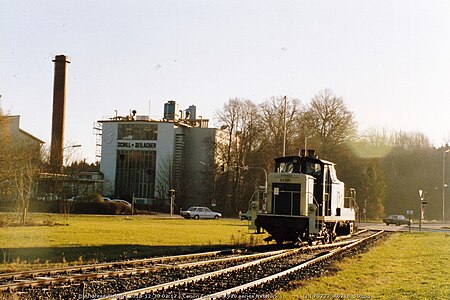 360 511 am 30. Dezember 1987 bei der Bedienung des Anschlusses Schill+Seilacher