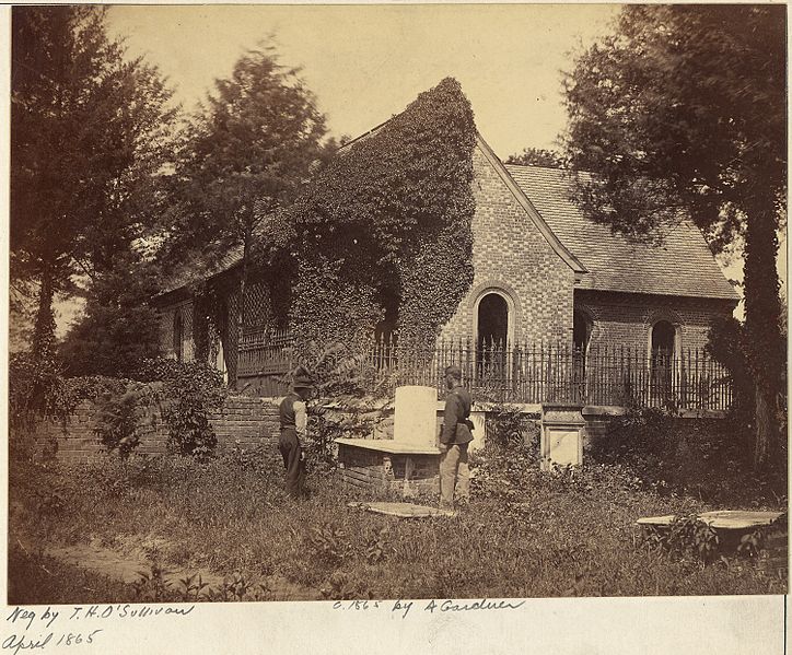 File:Virginia, Petersburg, Blandford Church - NARA - 533358.jpg