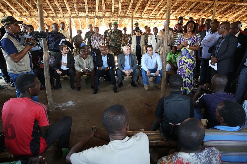 File:Visit to ex-FDLR combatants camp (19342156270).jpg