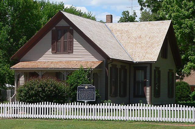 Willa Cather's childhood home, May 2010