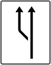 Zeichen 541-10 - Aufweitungtafel;  Darstellung ohne Gegenverkeh- ein vorhandener und ein zusätzlicher Fahrstreifen links in Fahrtrichtung, StVO 1992.svg