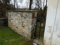 Čeština: Ohradní zeď židovskéhpo hřbitova ve městě Ledeč nad Sázavou v okrese Havlíčkův Brod. English: Fence of the Jewish cemetery in the town of Ledeč nad Sázavou, Havlíčkův Brod District, Vysočina Region, Czech Republic. This is a photo of a cultural monument of the Czech Republic, number: 47082/6-266. Památkový katalog  · MIS  · hledat obrázky  · hledat seznamy  · Wikidata