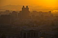 Silhueta do hotel durante o amanhecer