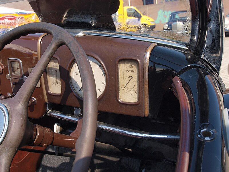 File:1938 Ford C10 photo-7.JPG