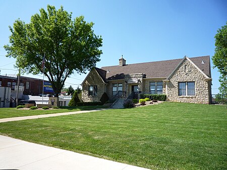 2009-0528-MN-Stewartville-cityhall.jpg