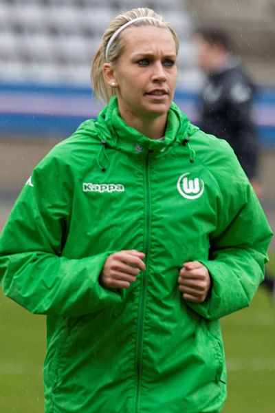 File:20150426 PSG vs Wolfsburg 012.jpg