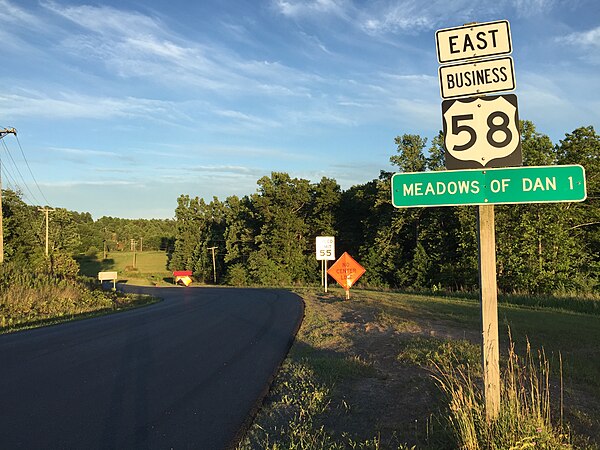 View east at the west end of US 58 Bus. at US 58 in Meadows of Dan
