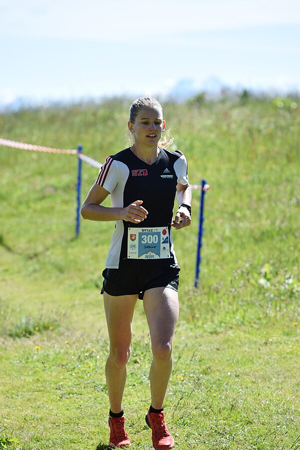 File:2020 Rougemont-Videmanette Run Sabine Hauswirth.jpg