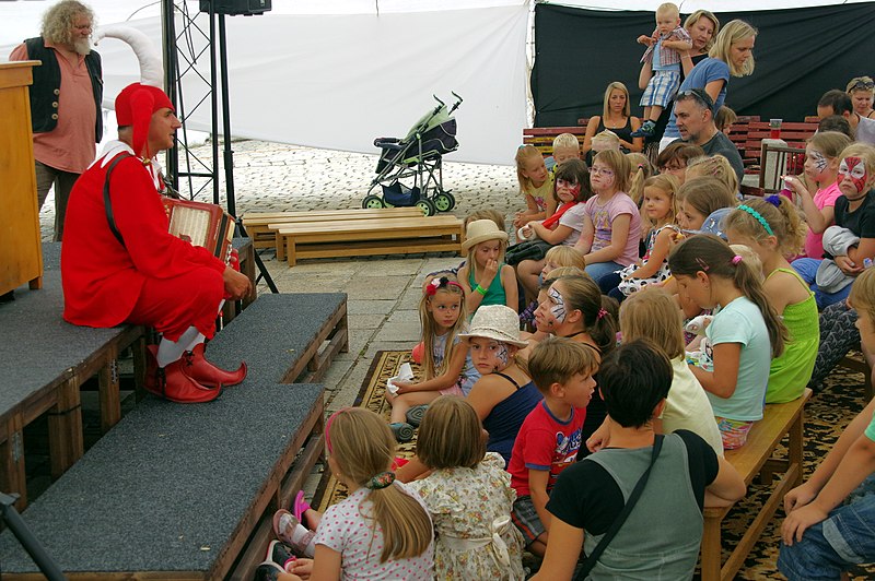 File:3.9.16 3 Pisek Puppet Festival Saturday 001 (28832804653).jpg