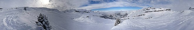 360° panorama of Flaine, from the Almandine run.