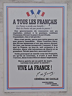 נאומו של דה גול מ-18 ביוני מופיע על לוח זיכרון בלה רושל