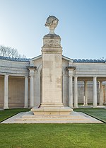 Miniatura para Monumento a los Servicios Aéreos en Arras