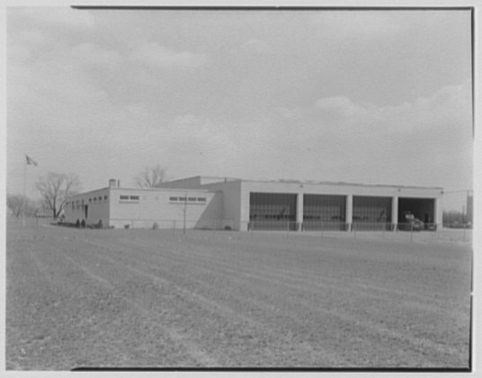 File:Atlantic City Electric Co. service building, Glassboro, New Jersey. LOC gsc.5a22806.tif