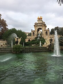 Barcelona (30907839446).jpg