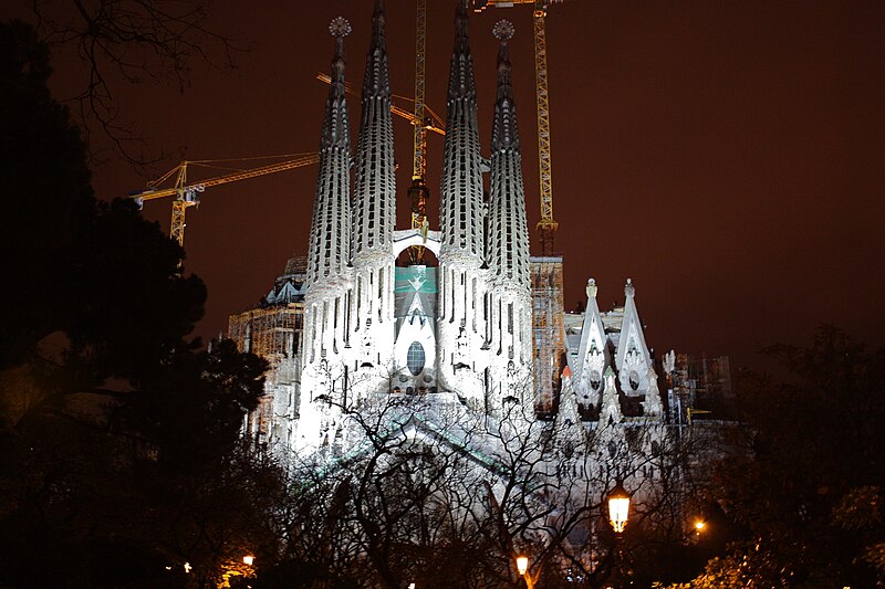 File:Barcelona Tres - 019 (3466104143).jpg