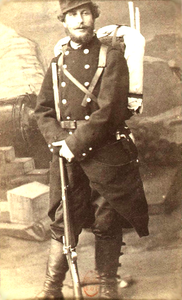 Bazille i uniform, 1870[1]