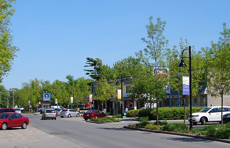 File:Beaconsfield QC 1.JPG