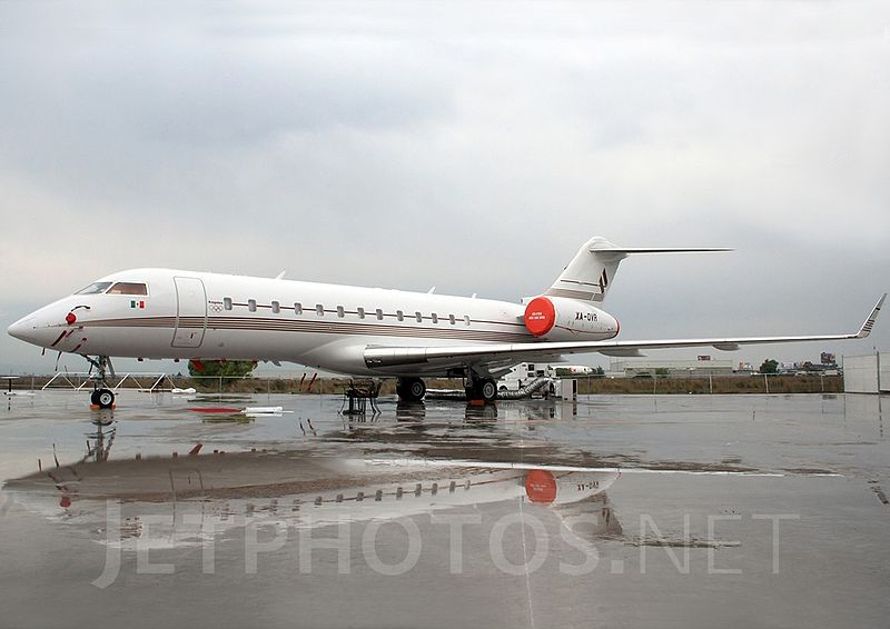 File:Bombardier BD-700-1A10 Global Express, Private JP6508914.jpg