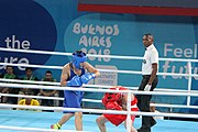 Deutsch: Boxen bei den Olympischen Jugendspielen 2018 Tag 12, 18. Oktober 2018 - Finale im Leichten Weltergewicht Jungen – Ilia Popov (Russland, rot) schlägt Talgat Shaiken (Kasachstan, blau) 4-1; Ringrichter ist James Beckles (Trinidad und Tobago). English: Boxing at the 2018 Summer Youth Olympics on 18 October 2018 – Final Light Welterweight Boys Bout - Ilia Popov (Rusia, rojo) supera a Talgat Shaiken (Kazajstán, azul) 4-1; Referee is James Beckles (Trinidad and Tobago). Español: Boxeo en los Juegos Olímpicos Juveniles de Verano de 2018 en 18 de octubre de 2018 - Chicos de peso welter ligero final: Ilia Popov (Uzbekistán, roja) le gana a Talgat Shaiken (Egipto, azul) 4-1; El árbitro es James Beckles (Trinidad y Tobago).