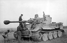 Bundesarchiv Bild 101I-022-2935-10A, Venäjä, Panzer VI (Tiger I).jpg