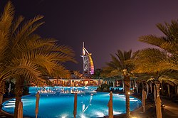 Burj Al-Arab (13996844503).jpg