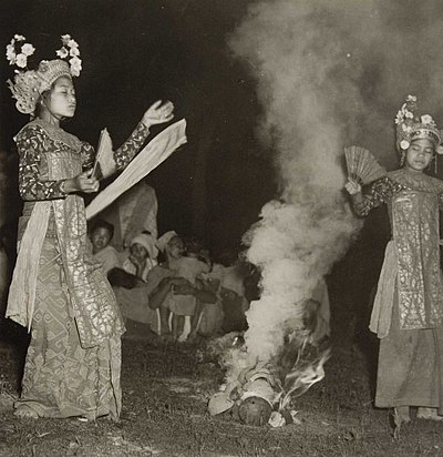The Balinese Sacred Dance Sanghyang Dedari involves girls being possessed by hyang, Bali, Indonesia