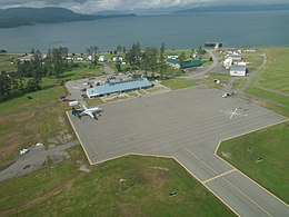 CYZP - Aeroportul Sandspit, Haida Gwaii - panoramio.jpg
