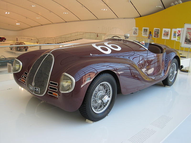 800px-Car_Mus%C3%A9e_Enzo_Ferrari_0063.JPG