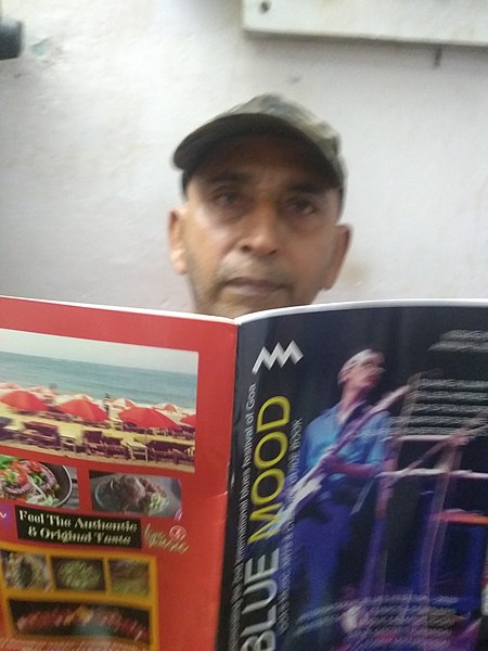 File:Carl D'Souza, musician with a Blues mag in Goa 5.jpg