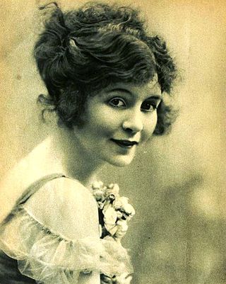 <span class="mw-page-title-main">Carroll McComas</span> American actress