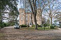 Schloss im Ortsteil Gensac