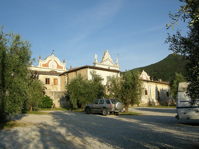 File:Certosa di calci, veduta 02.JPG