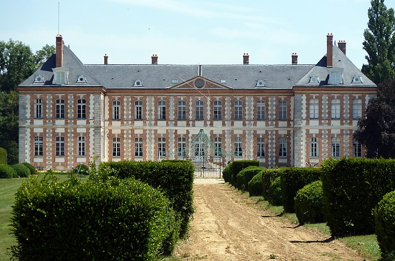 File:Château de Bombon (3).jpg